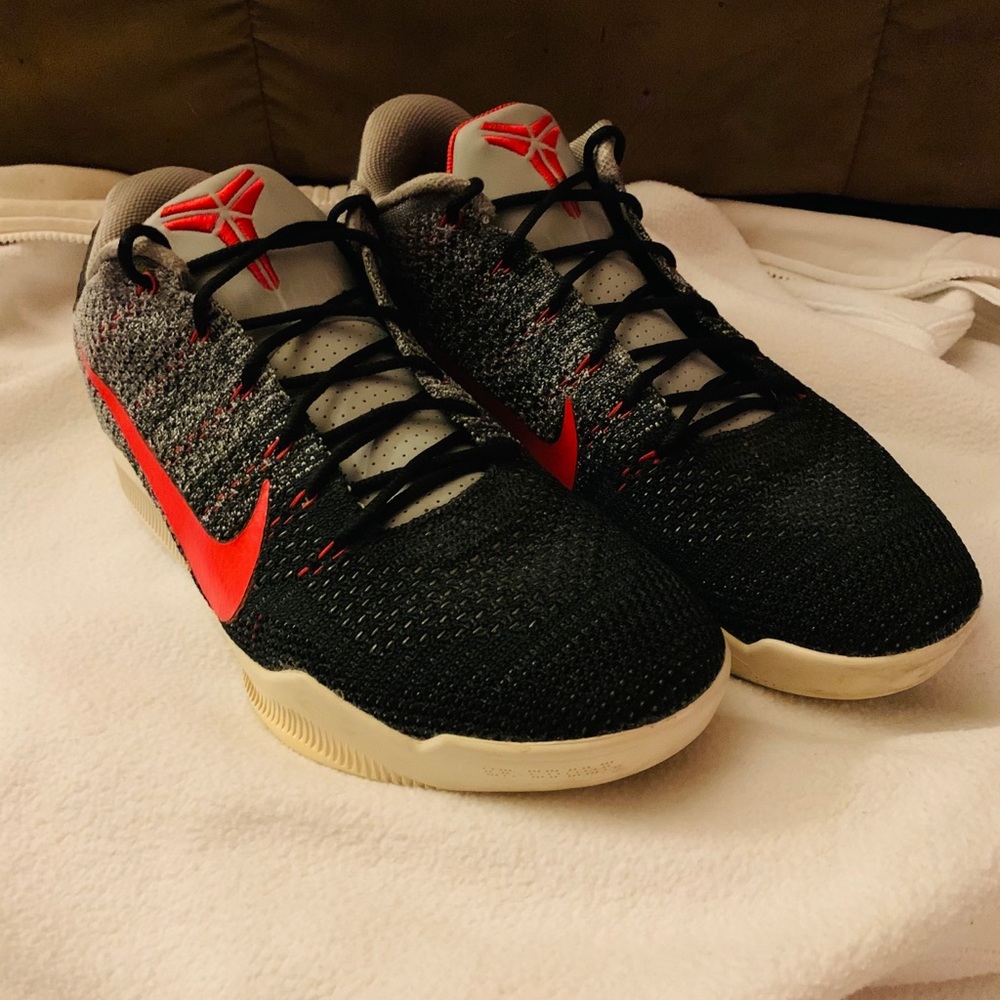 Nike Kobe 11 “Tinker Muse” size 10
